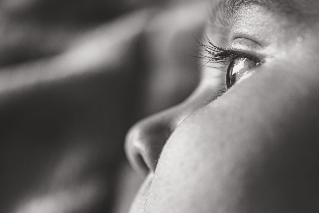 Babyfoto in Hochspeyer bei Kaiserslautern, Pfalz, Gesicht eines Kleinkinds (Junge) Newbornshooting, Babyshooting, Fotoshooting, Fotograf in Kaiserslautern, Chtoma Photography